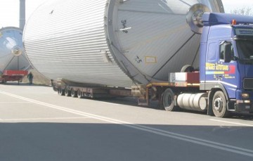 Un transport agabaritic va traversa Autostrada A2